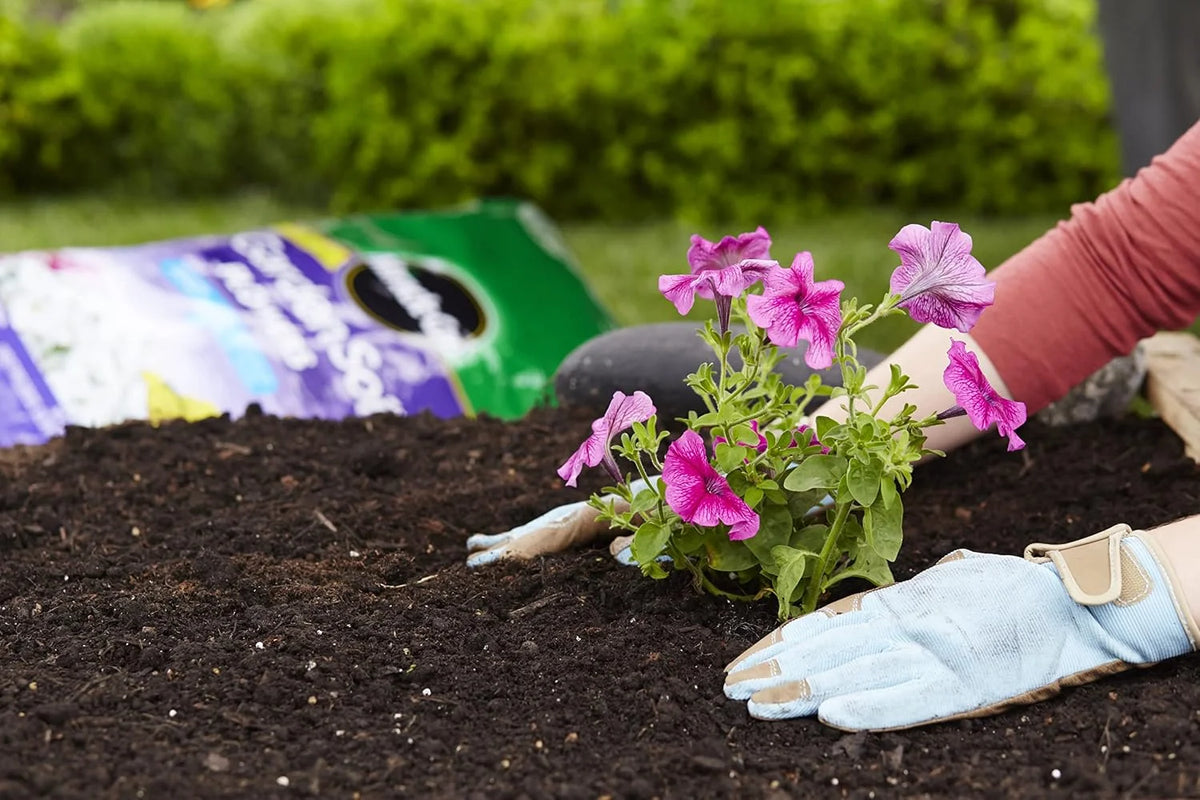 Miracle Gro Garden Soil Flowers, 1.5 cu. ft.
